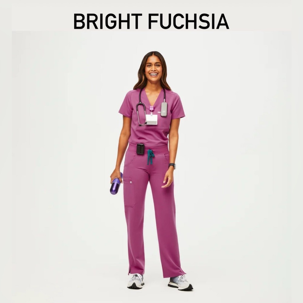 FIGS Bright Fuschia - Zamora joggers XS/P and Rafaela XXS set